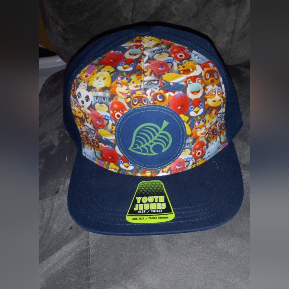 NWT Animal.Crossing Nintendo Youth Hat